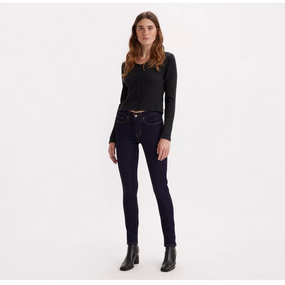 Levi’s 311 Shaping Skinny Women's Jeans Size 28